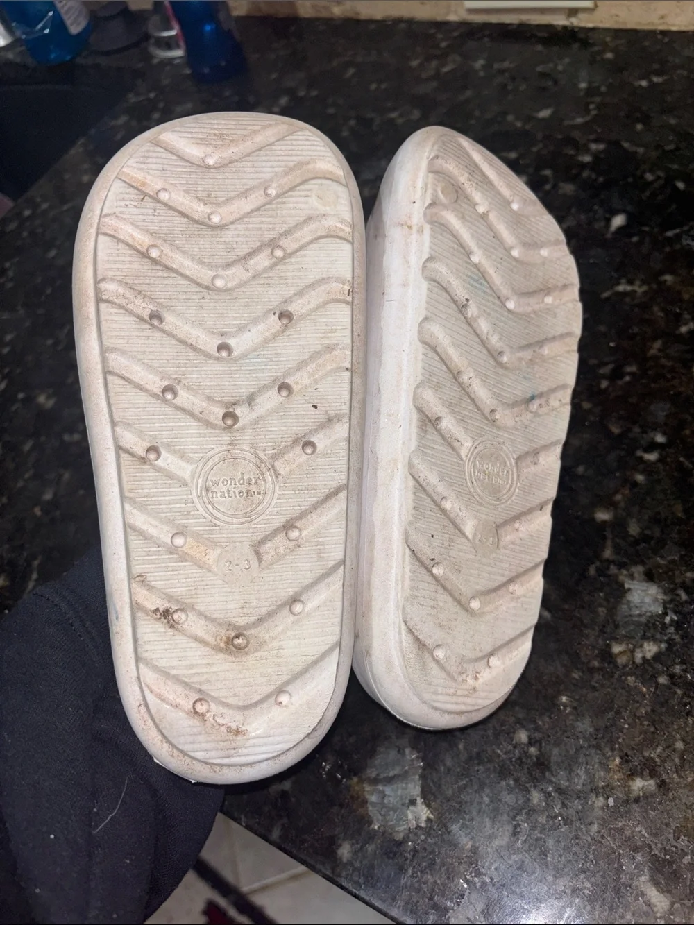 Charm white slides! Youth 3